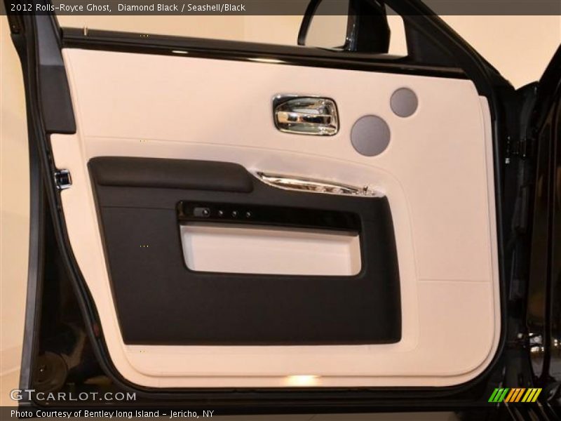 Door Panel of 2012 Ghost 