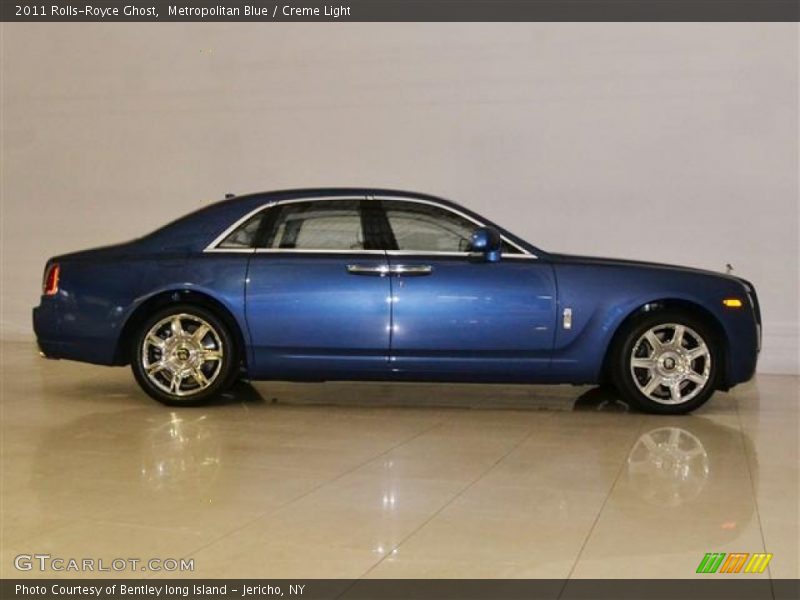 Metropolitan Blue / Creme Light 2011 Rolls-Royce Ghost