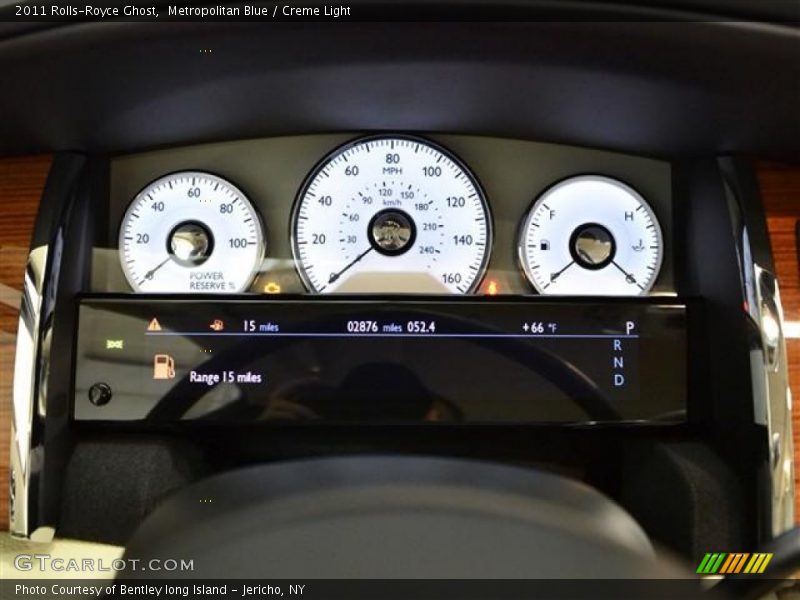Metropolitan Blue / Creme Light 2011 Rolls-Royce Ghost