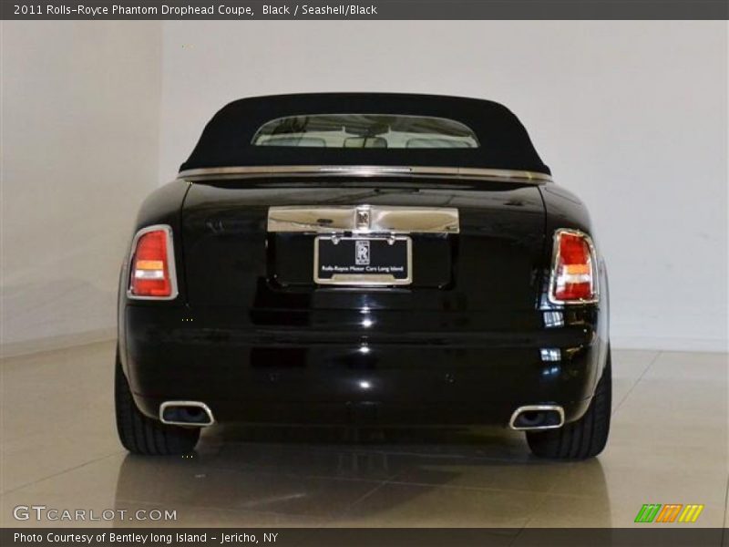Black / Seashell/Black 2011 Rolls-Royce Phantom Drophead Coupe