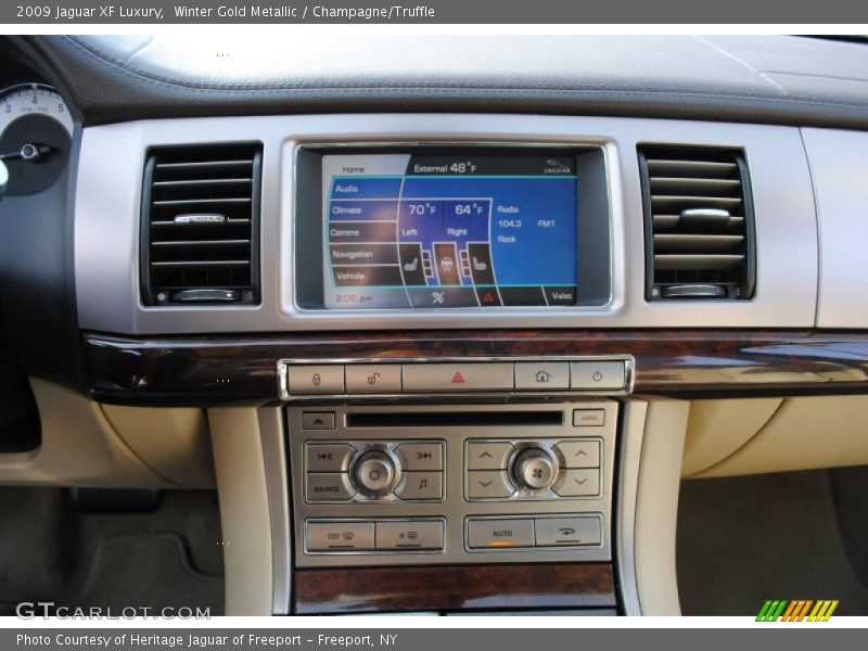 Navigation of 2009 XF Luxury