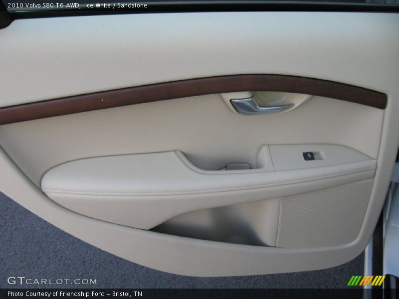 Ice White / Sandstone 2010 Volvo S80 T6 AWD