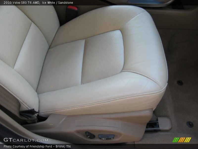 Ice White / Sandstone 2010 Volvo S80 T6 AWD