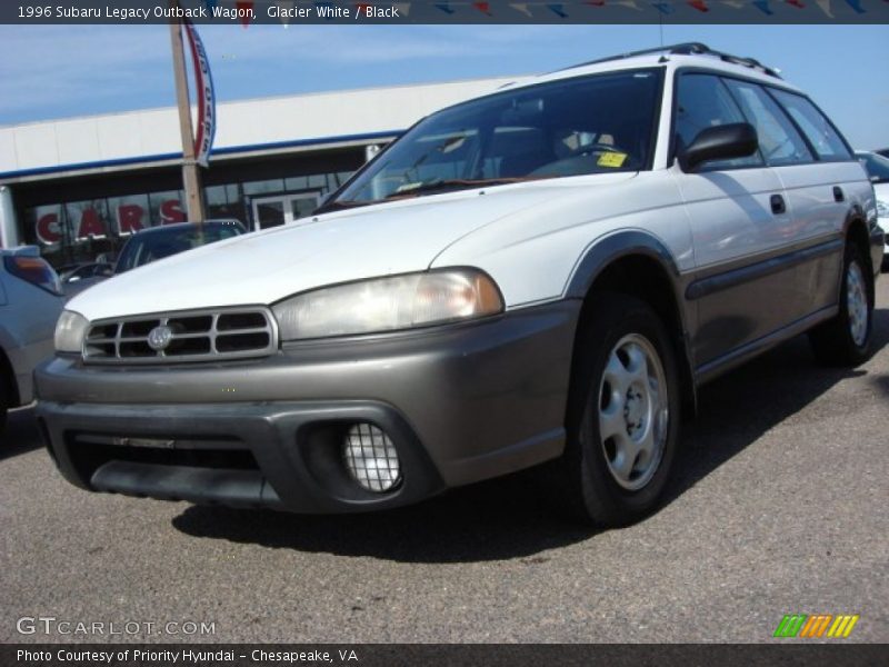 Glacier White / Black 1996 Subaru Legacy Outback Wagon