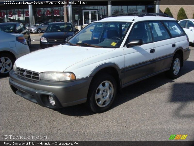 Glacier White / Black 1996 Subaru Legacy Outback Wagon