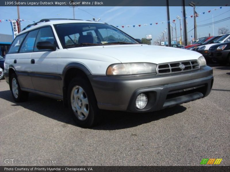Glacier White / Black 1996 Subaru Legacy Outback Wagon