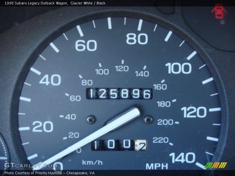 Glacier White / Black 1996 Subaru Legacy Outback Wagon