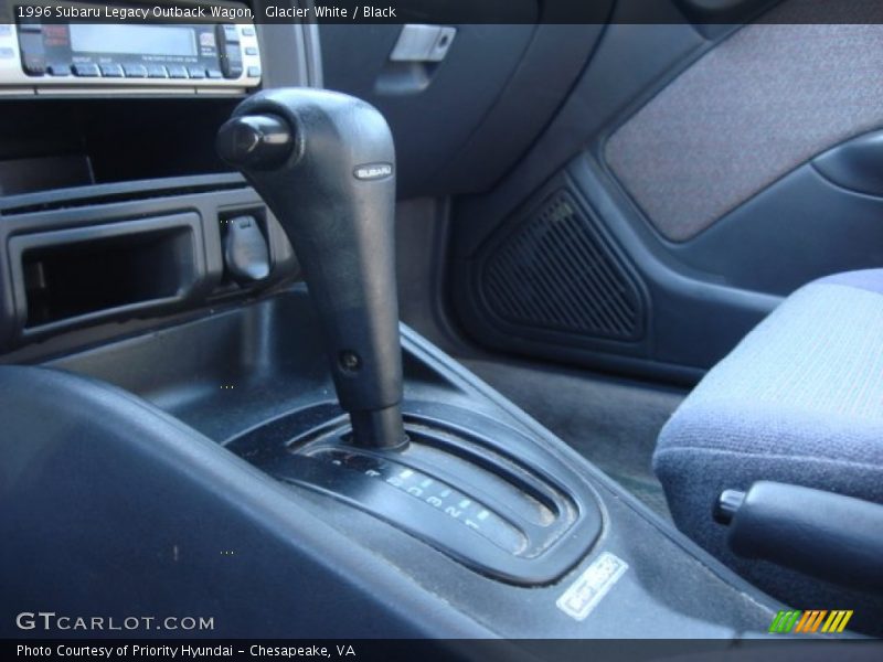 Glacier White / Black 1996 Subaru Legacy Outback Wagon