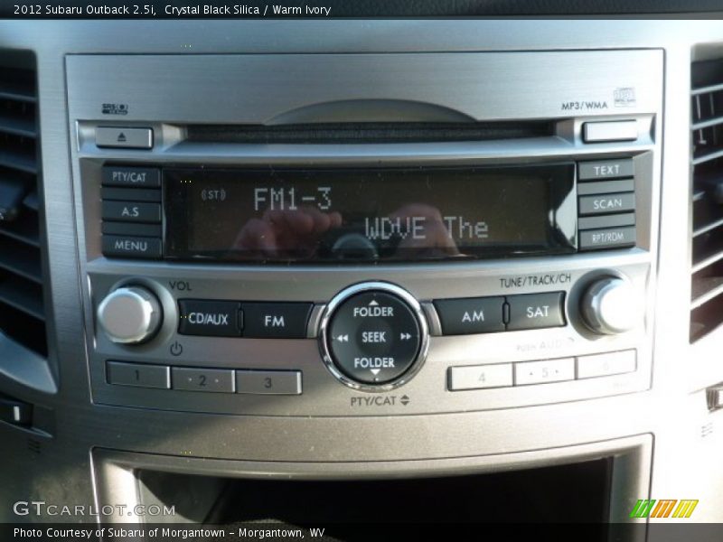 Crystal Black Silica / Warm Ivory 2012 Subaru Outback 2.5i