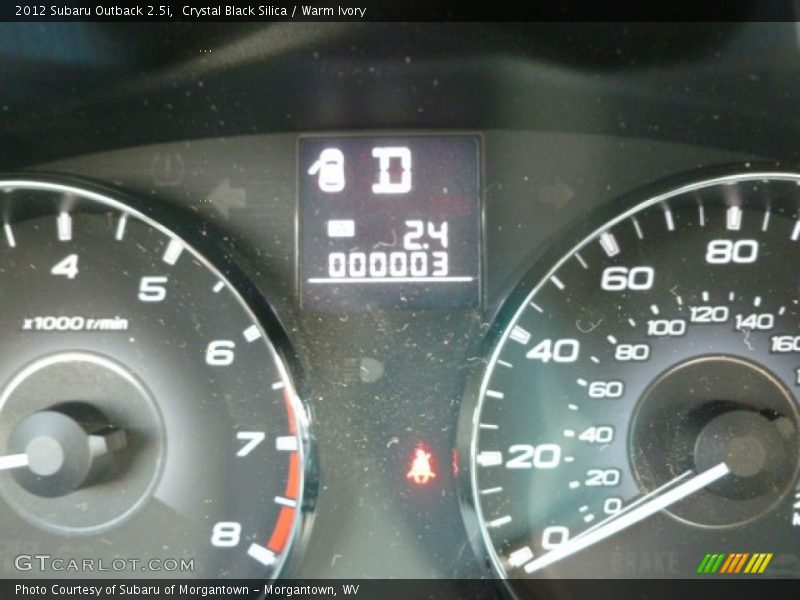 Crystal Black Silica / Warm Ivory 2012 Subaru Outback 2.5i