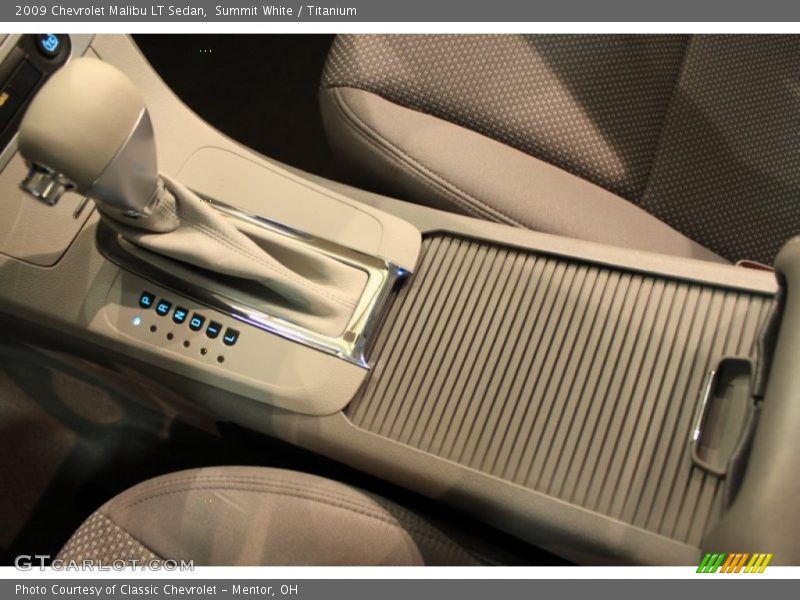 Summit White / Titanium 2009 Chevrolet Malibu LT Sedan