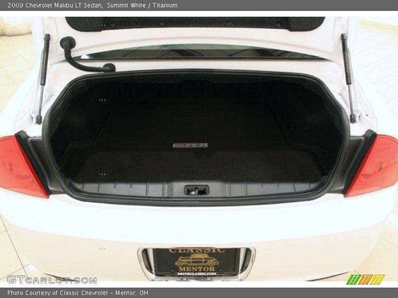 Summit White / Titanium 2009 Chevrolet Malibu LT Sedan
