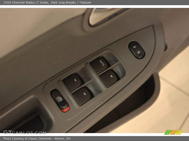 Dark Gray Metallic / Titanium 2009 Chevrolet Malibu LT Sedan