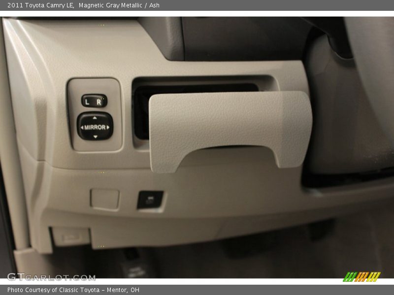 Magnetic Gray Metallic / Ash 2011 Toyota Camry LE