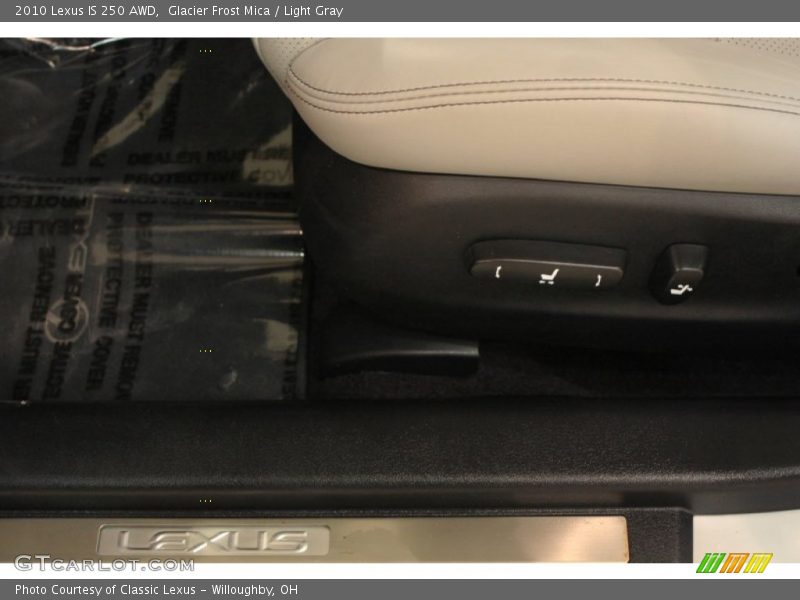Glacier Frost Mica / Light Gray 2010 Lexus IS 250 AWD