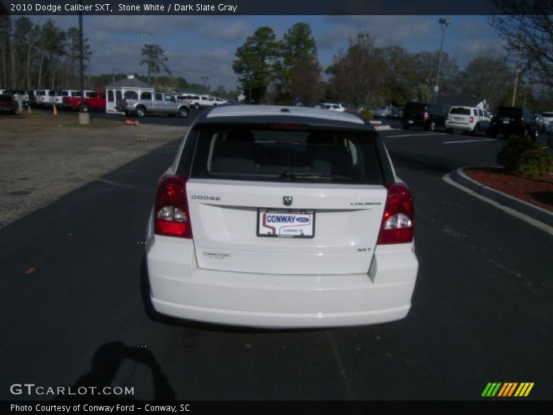 Stone White / Dark Slate Gray 2010 Dodge Caliber SXT