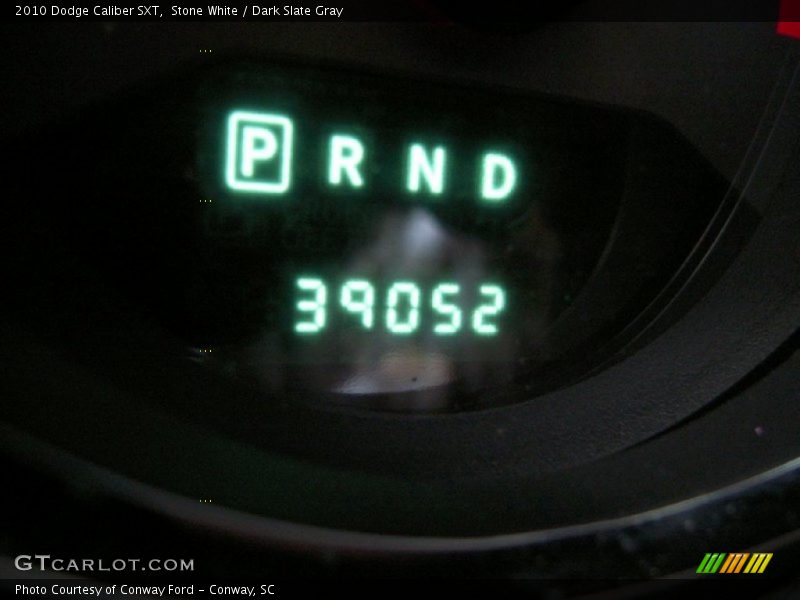 Stone White / Dark Slate Gray 2010 Dodge Caliber SXT