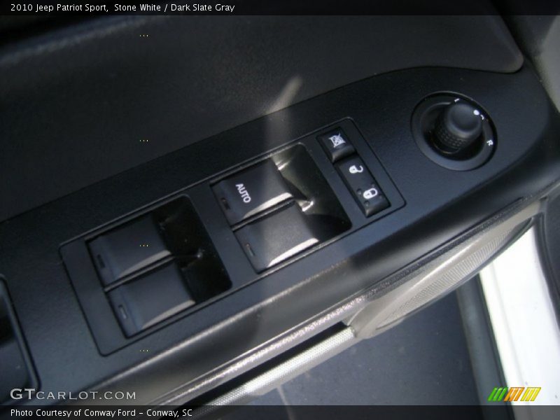 Stone White / Dark Slate Gray 2010 Jeep Patriot Sport