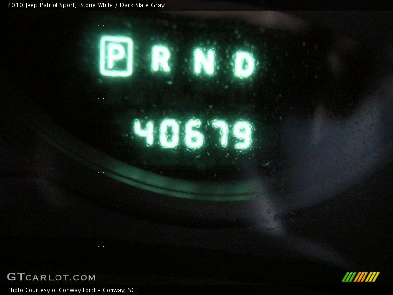 Stone White / Dark Slate Gray 2010 Jeep Patriot Sport