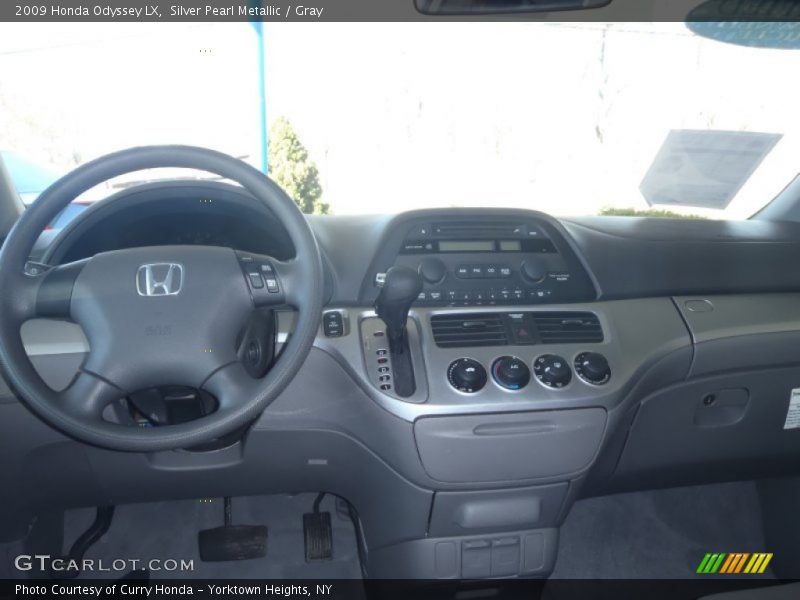 Silver Pearl Metallic / Gray 2009 Honda Odyssey LX