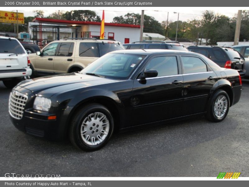 Brilliant Black Crystal Pearl / Dark Slate Gray/Light Graystone 2006 Chrysler 300