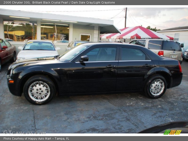 Brilliant Black Crystal Pearl / Dark Slate Gray/Light Graystone 2006 Chrysler 300