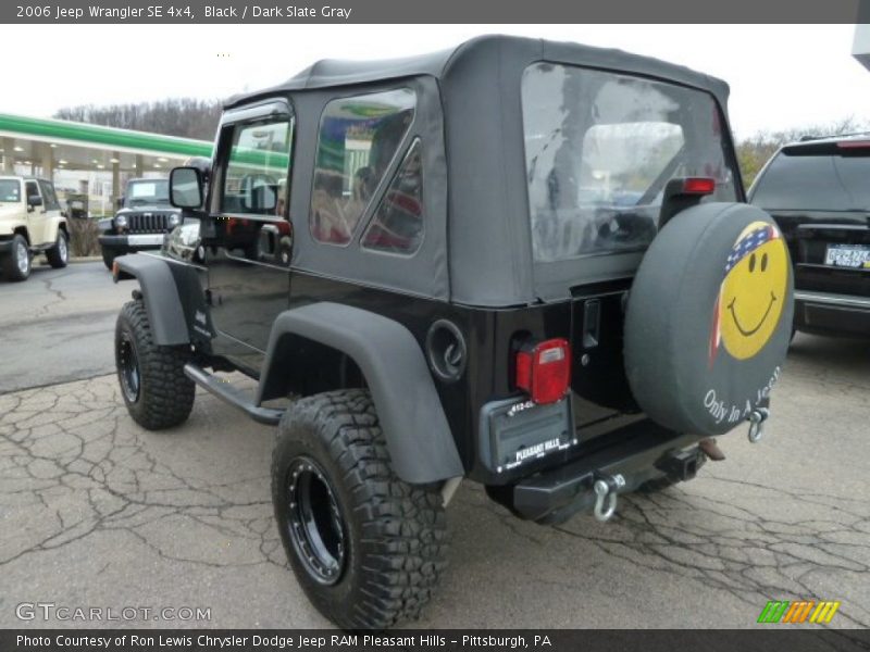 Black / Dark Slate Gray 2006 Jeep Wrangler SE 4x4