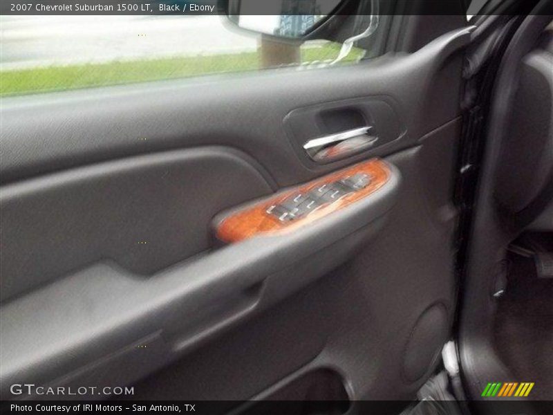 Black / Ebony 2007 Chevrolet Suburban 1500 LT