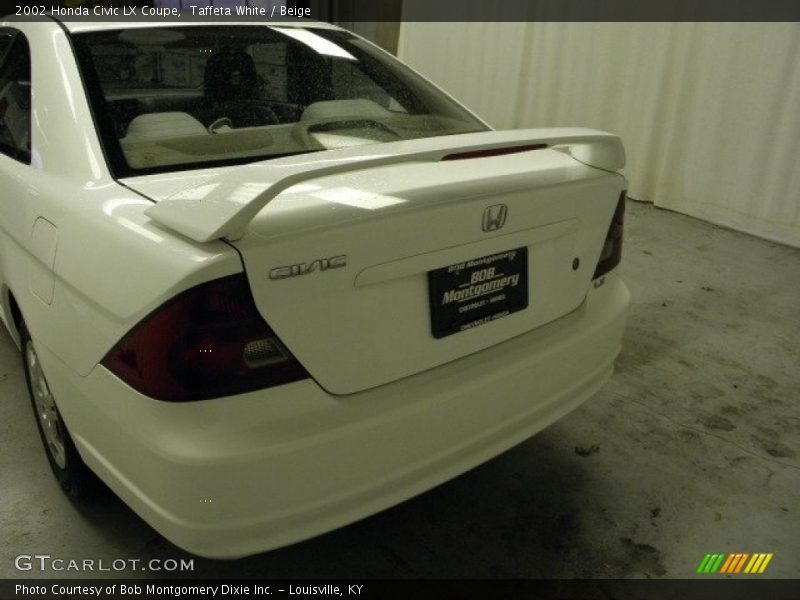 Taffeta White / Beige 2002 Honda Civic LX Coupe