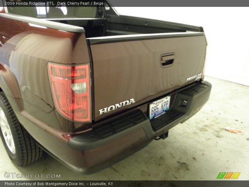 Dark Cherry Pearl / Beige 2009 Honda Ridgeline RTS
