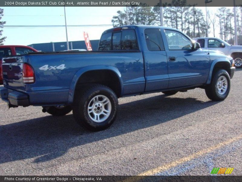 Atlantic Blue Pearl / Dark Slate Gray 2004 Dodge Dakota SLT Club Cab 4x4