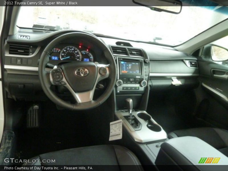 Super White / Black 2012 Toyota Camry SE
