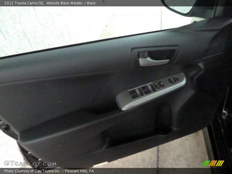 Attitude Black Metallic / Black 2012 Toyota Camry SE