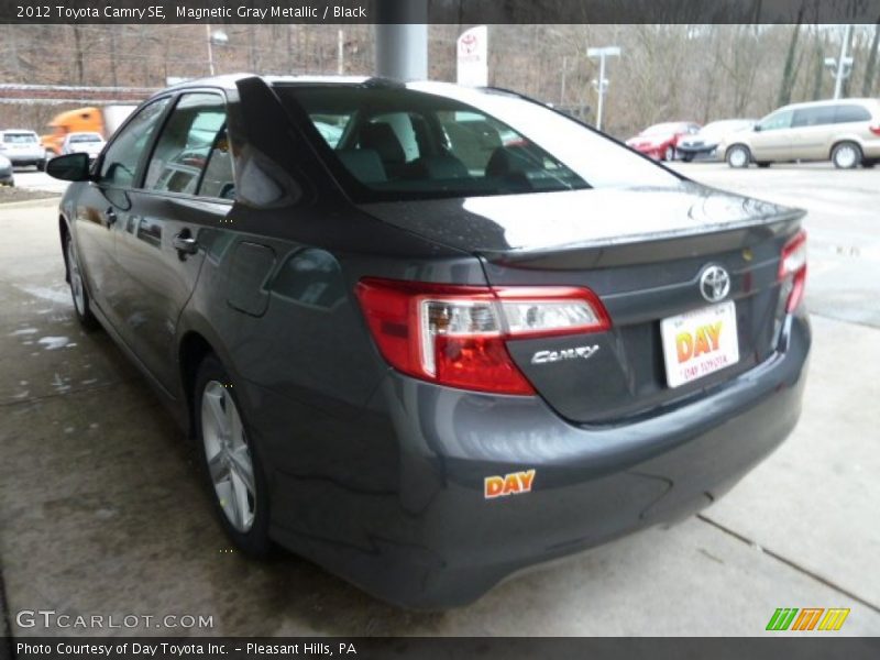 Magnetic Gray Metallic / Black 2012 Toyota Camry SE