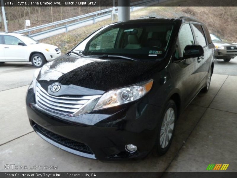 Black / Light Gray 2012 Toyota Sienna Limited AWD