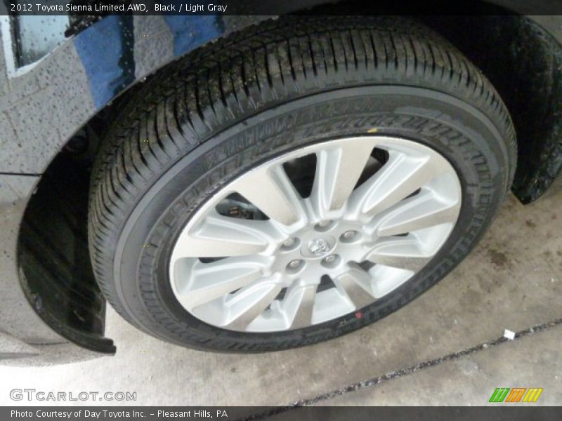 Black / Light Gray 2012 Toyota Sienna Limited AWD