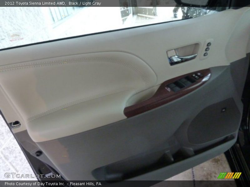 Black / Light Gray 2012 Toyota Sienna Limited AWD