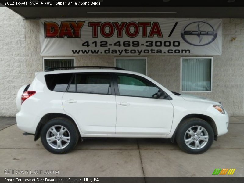 Super White / Sand Beige 2012 Toyota RAV4 I4 4WD