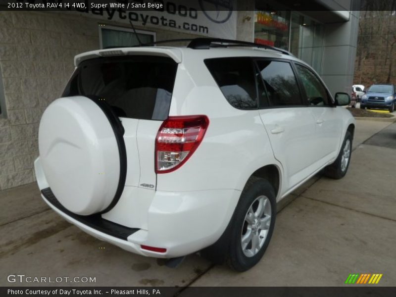 Super White / Sand Beige 2012 Toyota RAV4 I4 4WD
