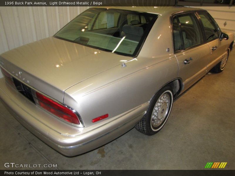 Light Driftwood Metallic / Beige 1996 Buick Park Avenue