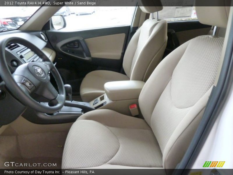 Super White / Sand Beige 2012 Toyota RAV4 I4 4WD