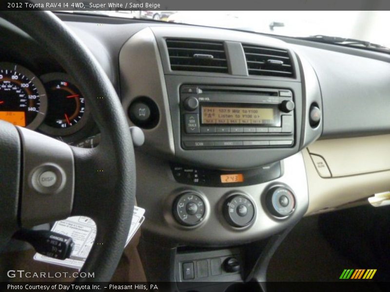 Super White / Sand Beige 2012 Toyota RAV4 I4 4WD