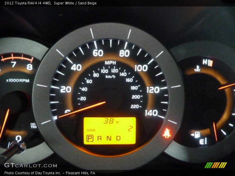 Super White / Sand Beige 2012 Toyota RAV4 I4 4WD