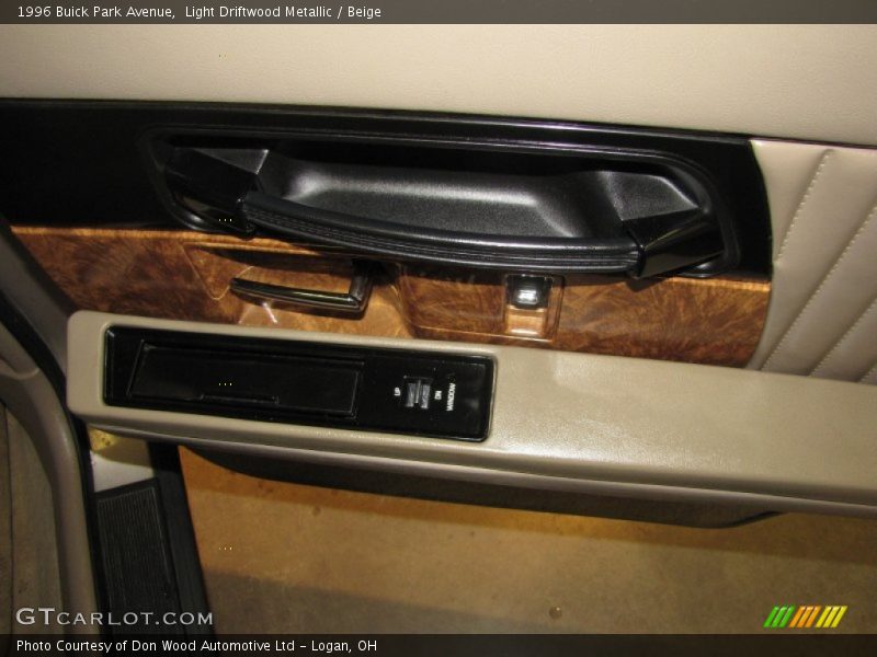 Light Driftwood Metallic / Beige 1996 Buick Park Avenue