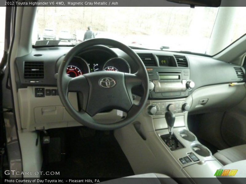 Magnetic Gray Metallic / Ash 2012 Toyota Highlander V6 4WD