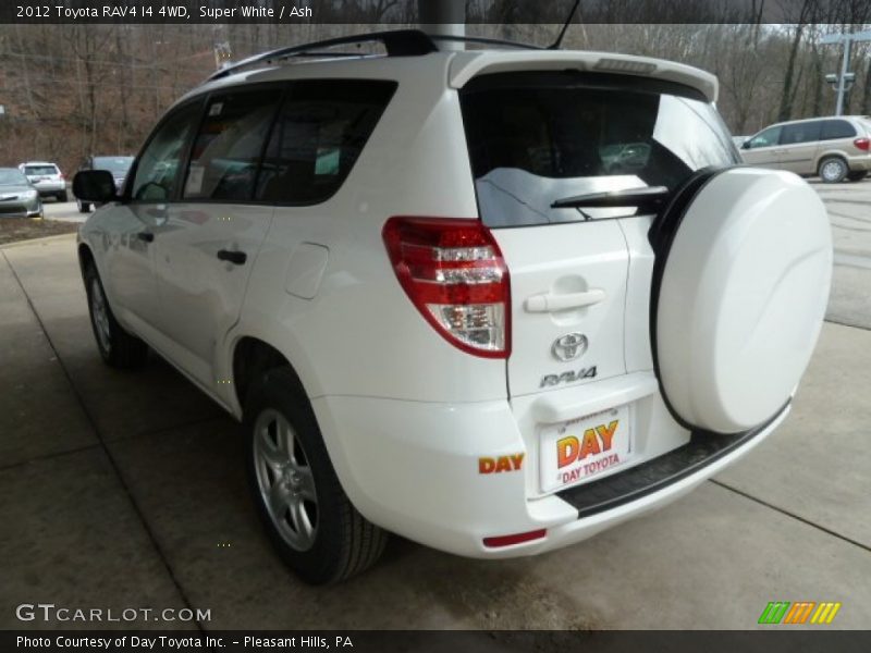 Super White / Ash 2012 Toyota RAV4 I4 4WD