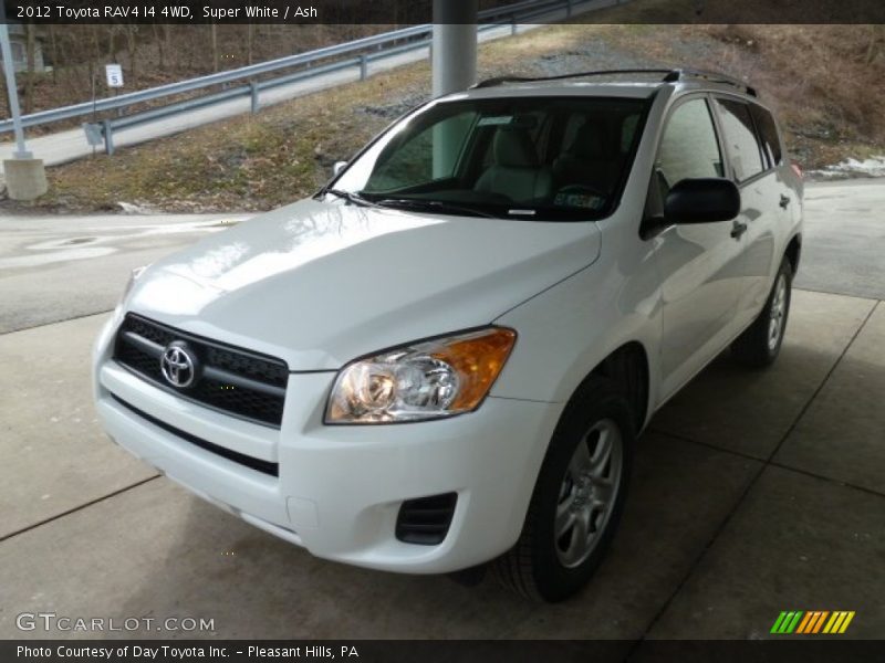 Super White / Ash 2012 Toyota RAV4 I4 4WD