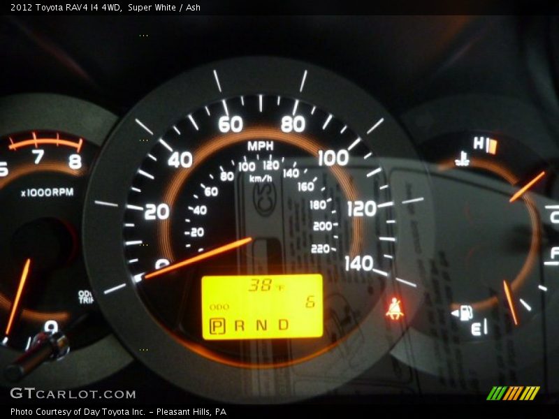 Super White / Ash 2012 Toyota RAV4 I4 4WD