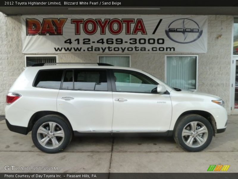 Blizzard White Pearl / Sand Beige 2012 Toyota Highlander Limited