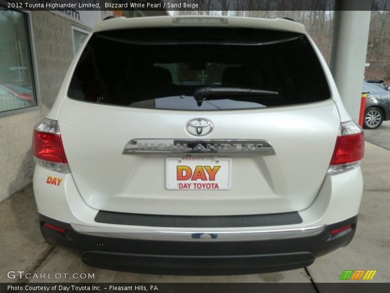 Blizzard White Pearl / Sand Beige 2012 Toyota Highlander Limited